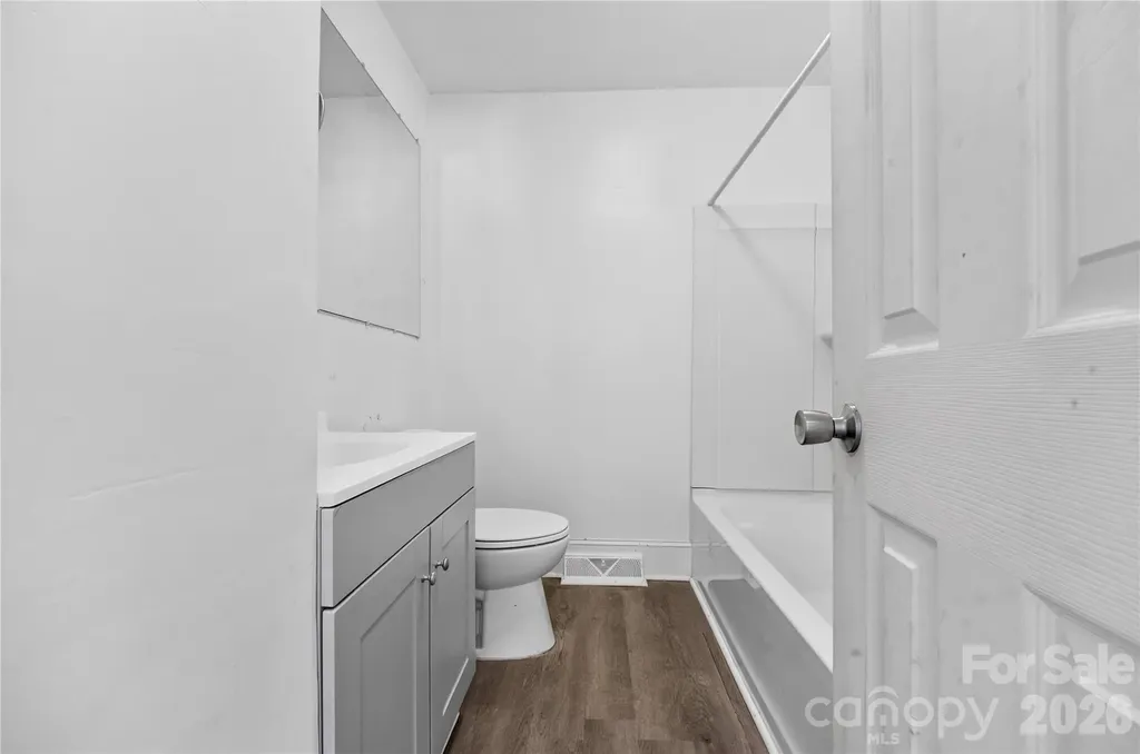 216 W Shannonhouse Street Shelby NC 28152