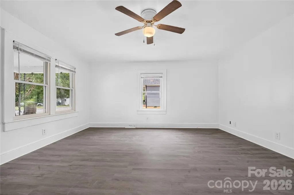216 W Shannonhouse Street Shelby NC 28152