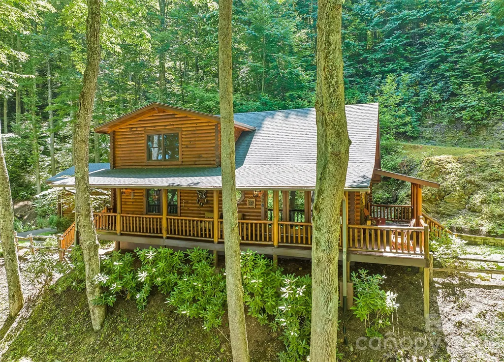 26 Tawodi Trail Maggie Valley NC 28751