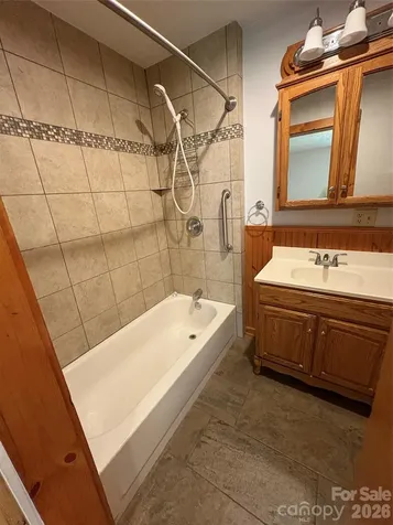 2541 Dellwood Road Waynesville NC 28786