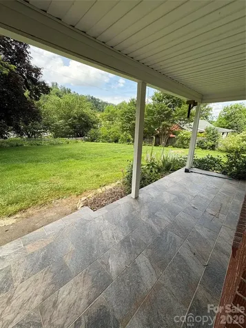 2541 Dellwood Road Waynesville NC 28786