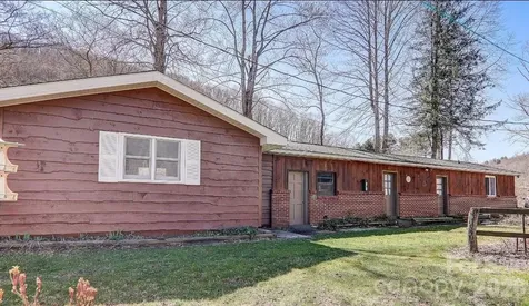 2541 Dellwood Road Waynesville NC 28786