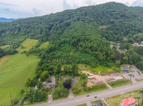 2541 Dellwood Road Waynesville NC 28786