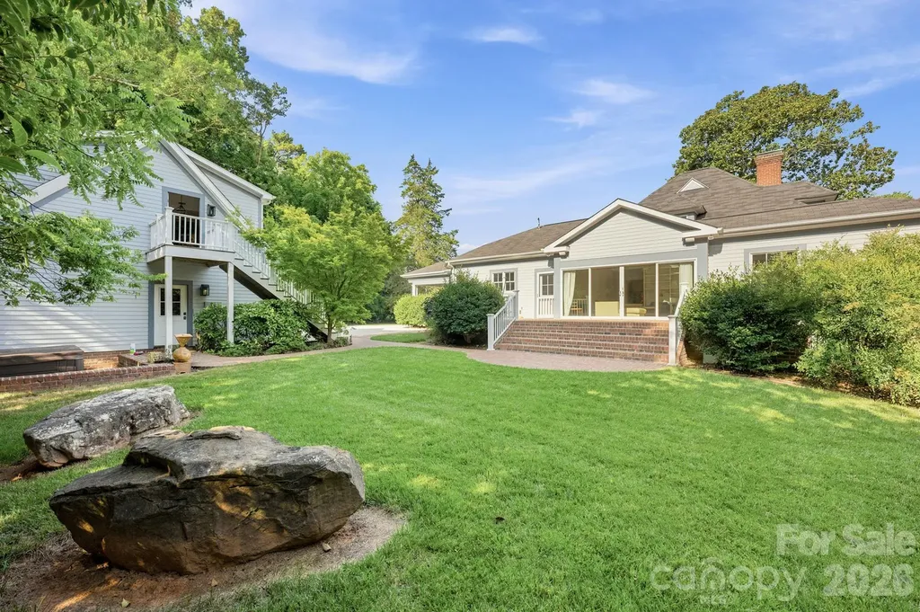 519 South Street Davidson NC 28036