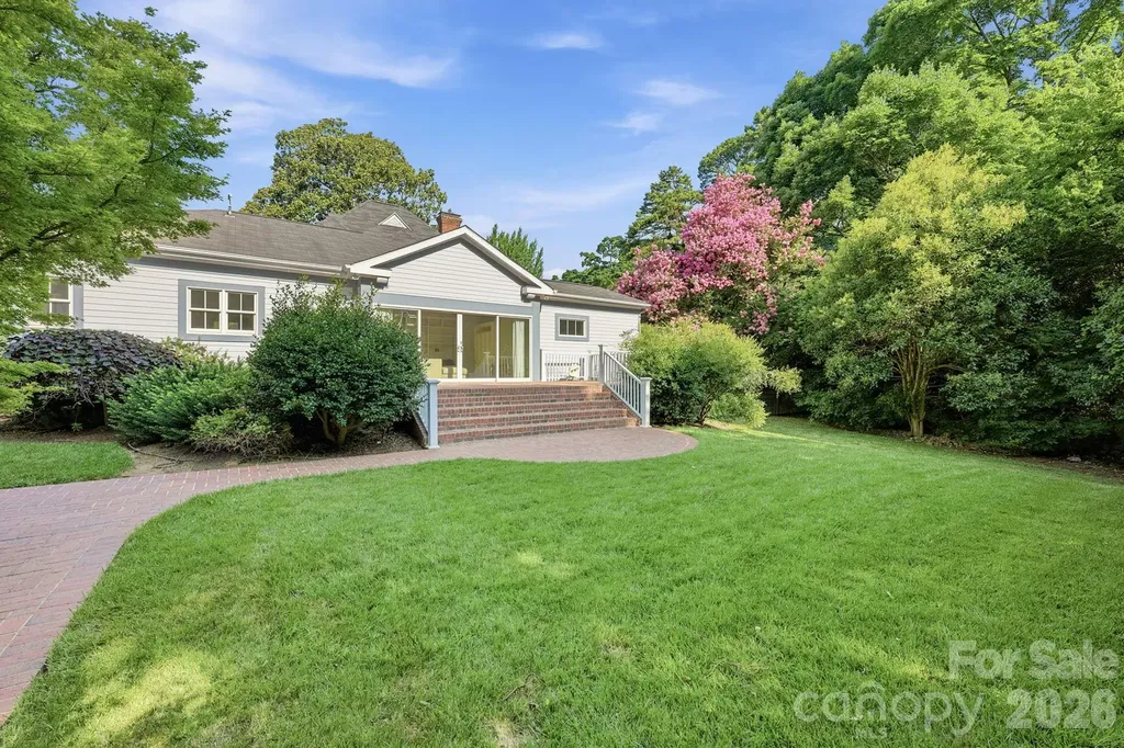 519 South Street Davidson NC 28036