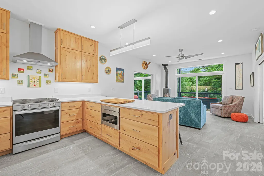 337 Leatherbreeches Drive Tuckasegee NC 28783