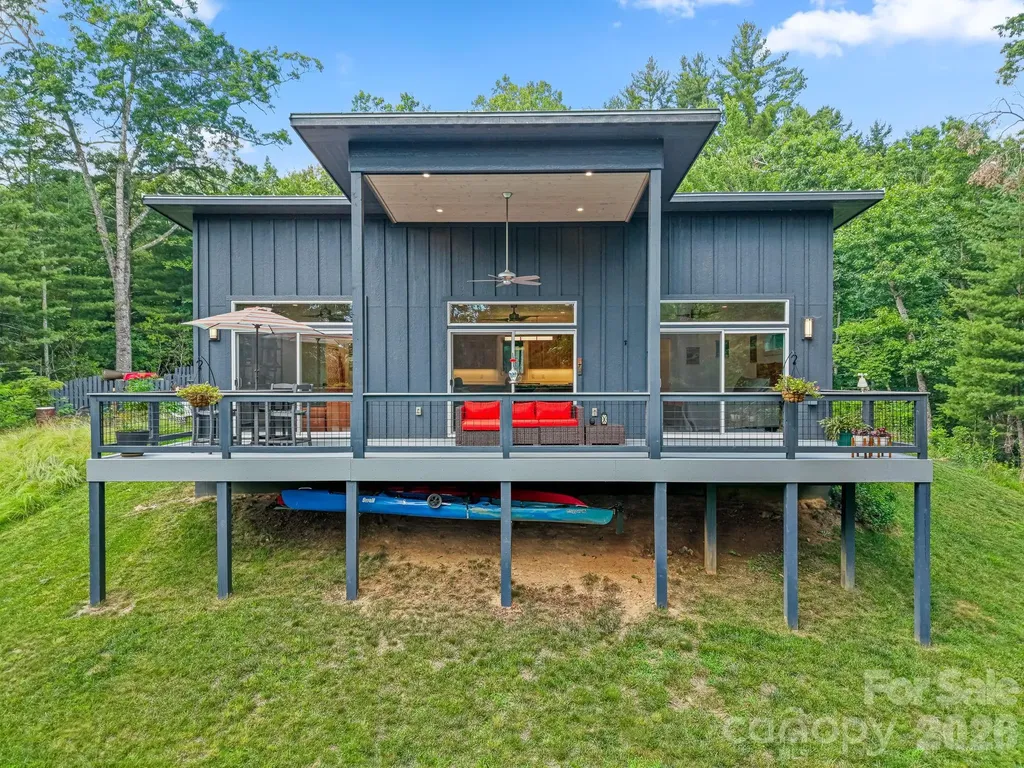 337 Leatherbreeches Drive Tuckasegee NC 28783