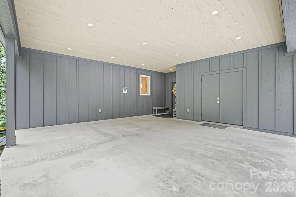337 Leatherbreeches Drive Tuckasegee NC 28783