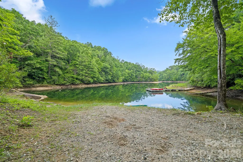 337 Leatherbreeches Drive Tuckasegee NC 28783
