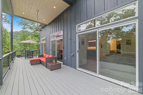 337 Leatherbreeches Drive Tuckasegee NC 28783