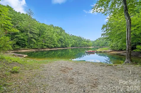 337 Leatherbreeches Drive Tuckasegee NC 28783