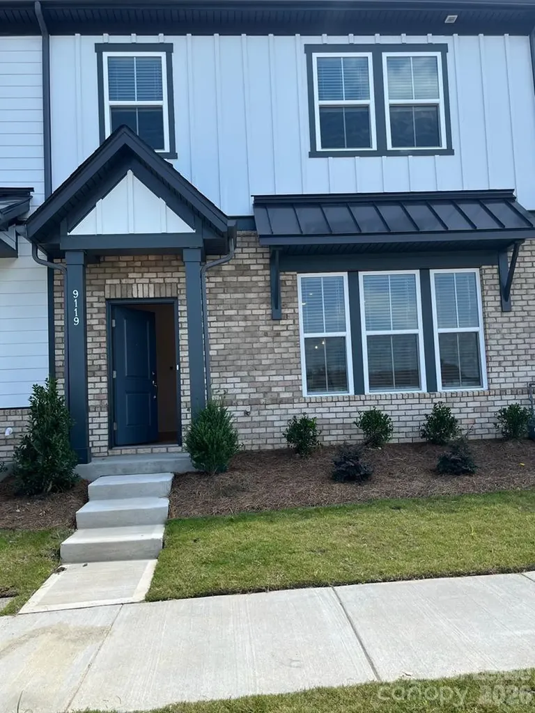 9119 Harwen Lane Charlotte NC 28215