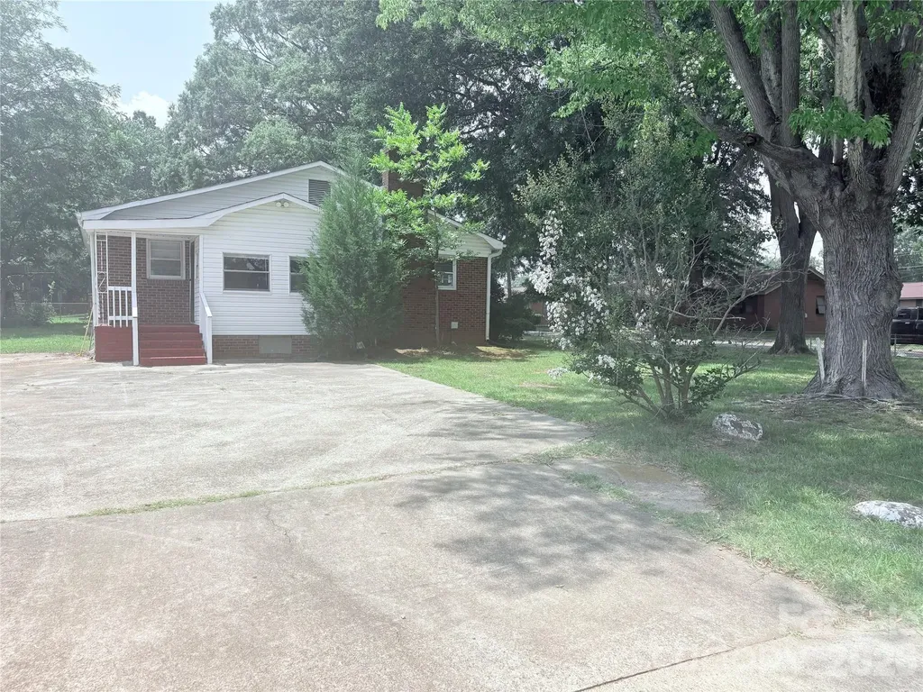 315 Parkview Avenue SW Concord NC 28025