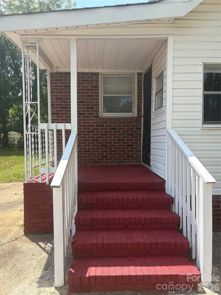 315 Parkview Avenue SW Concord NC 28025
