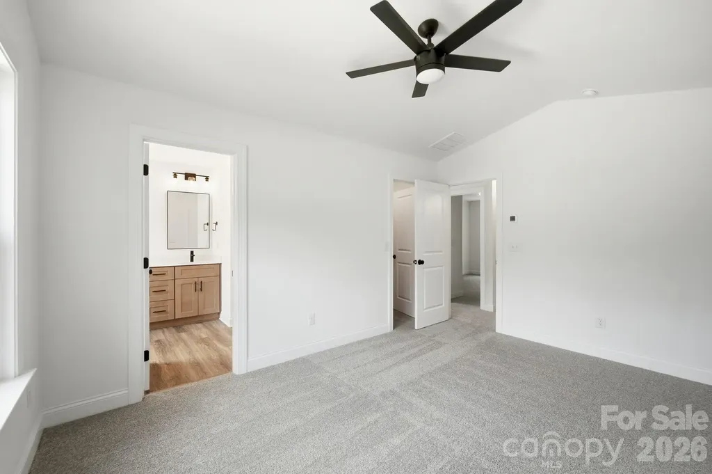 114 7th Avenue SE Hickory NC 28602