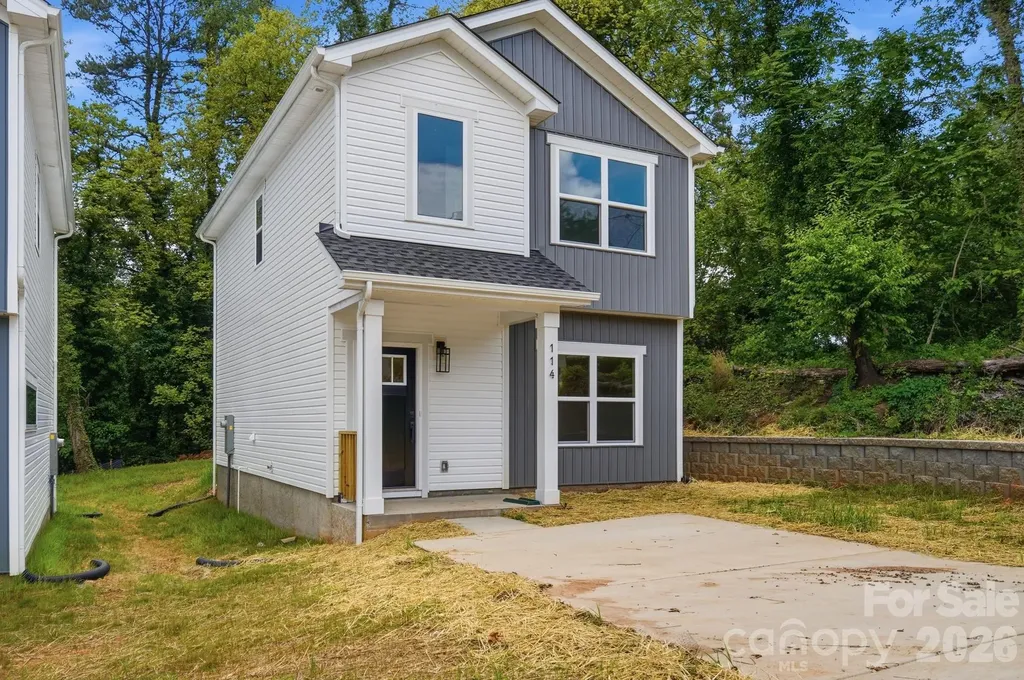 114 7th Avenue SE Hickory NC 28602