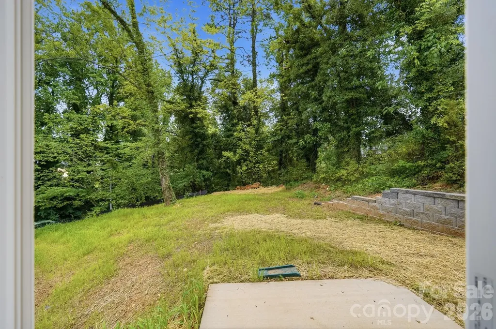 114 7th Avenue SE Hickory NC 28602