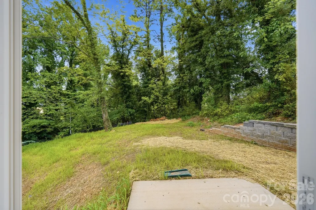 114 7th Avenue SE Hickory NC 28602