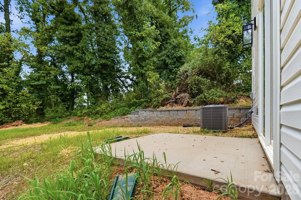 114 7th Avenue SE Hickory NC 28602