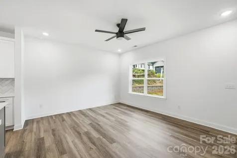 114 7th Avenue SE Hickory NC 28602