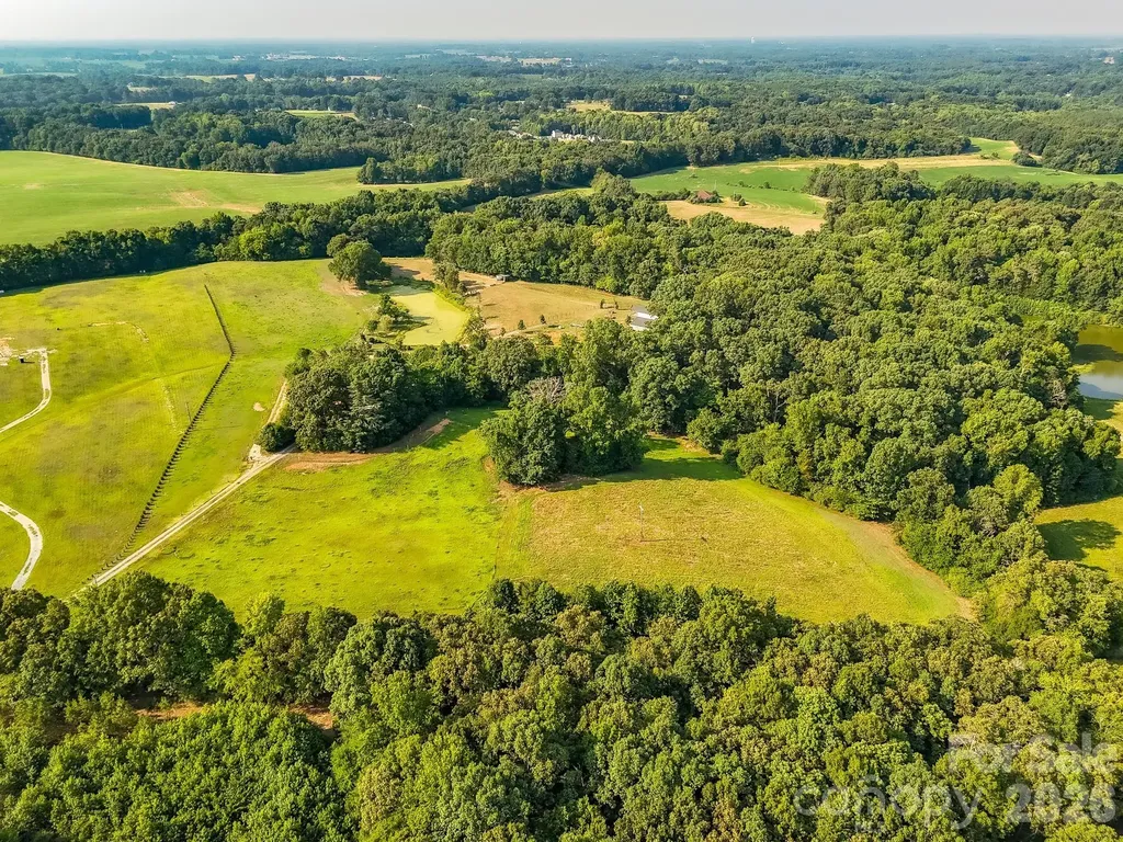 3904 Lucy Shortcut Road Marshville NC 28103