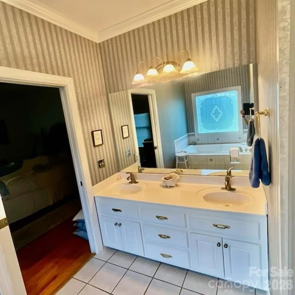 343 Countryside Drive Forest City NC 28043