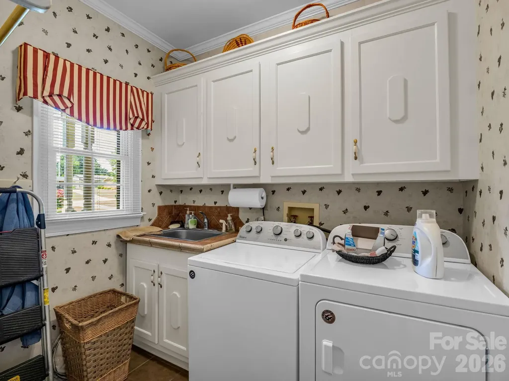 343 Countryside Drive Forest City NC 28043