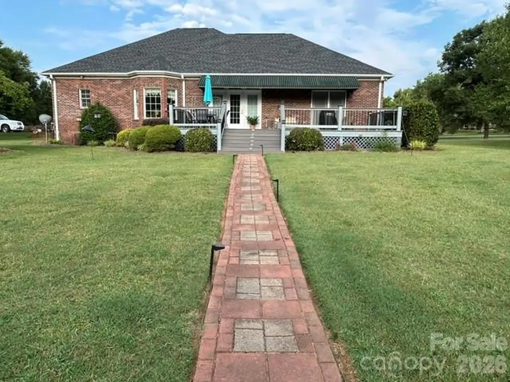 343 Countryside Drive Forest City NC 28043