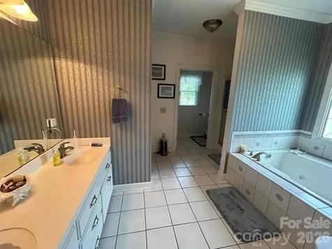 343 Countryside Drive Forest City NC 28043