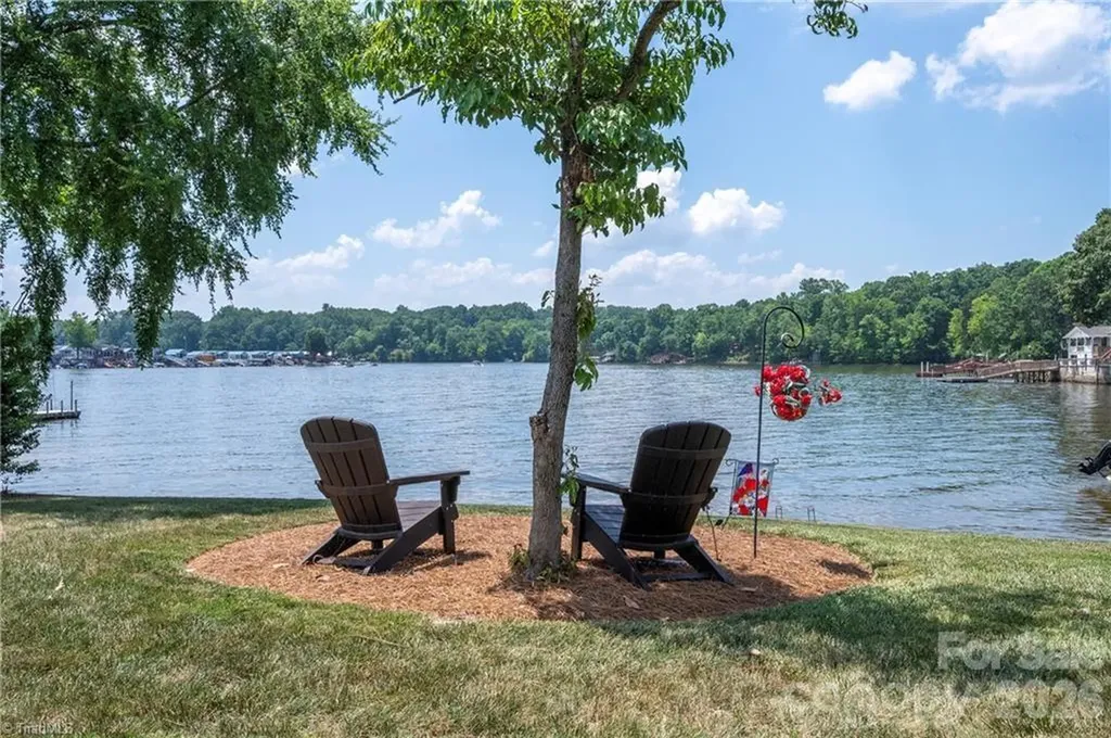 2113 Warf Road Lexington NC 27292