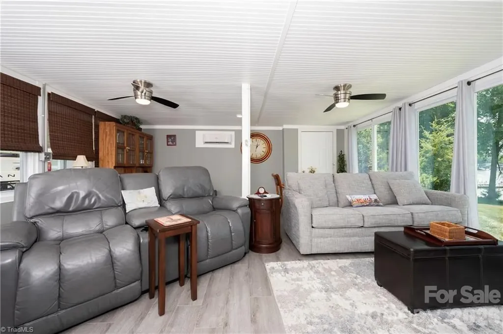 2113 Warf Road Lexington NC 27292