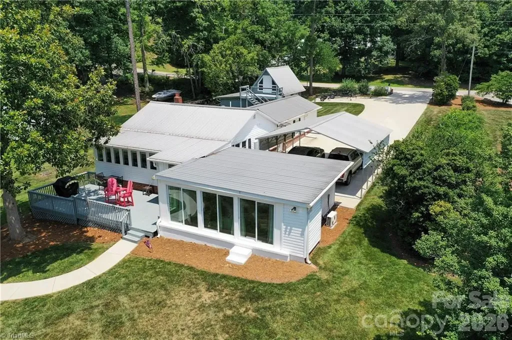 2113 Warf Road Lexington NC 27292