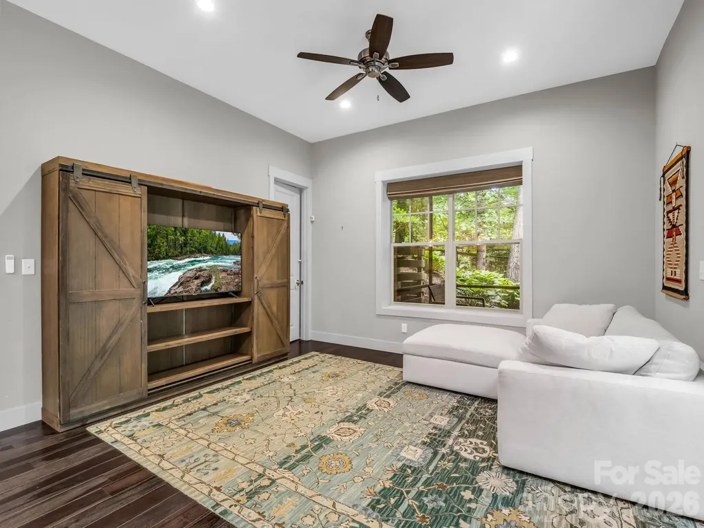 122 Cisco Road Asheville NC 28805