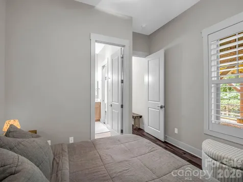 122 Cisco Road Asheville NC 28805