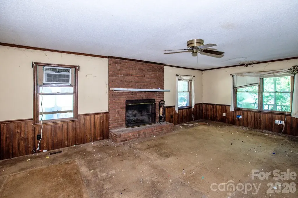 648 Tracy Lane Gastonia NC 28056