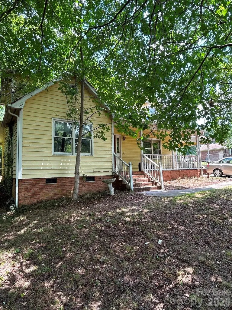 648 Tracy Lane Gastonia NC 28056