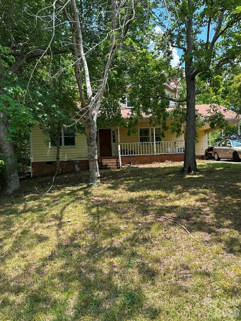 648 Tracy Lane Gastonia NC 28056