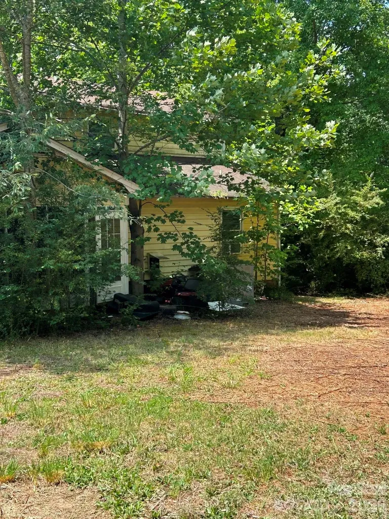 648 Tracy Lane Gastonia NC 28056