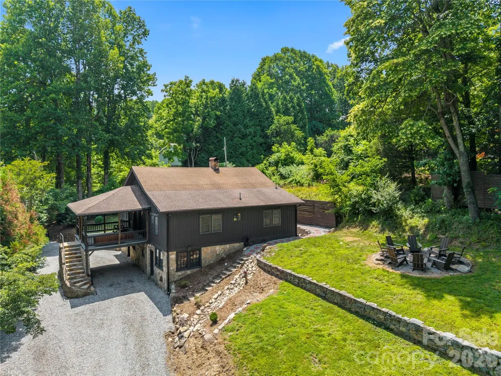 150 Indian Cave Park Road Hendersonville NC 28739
