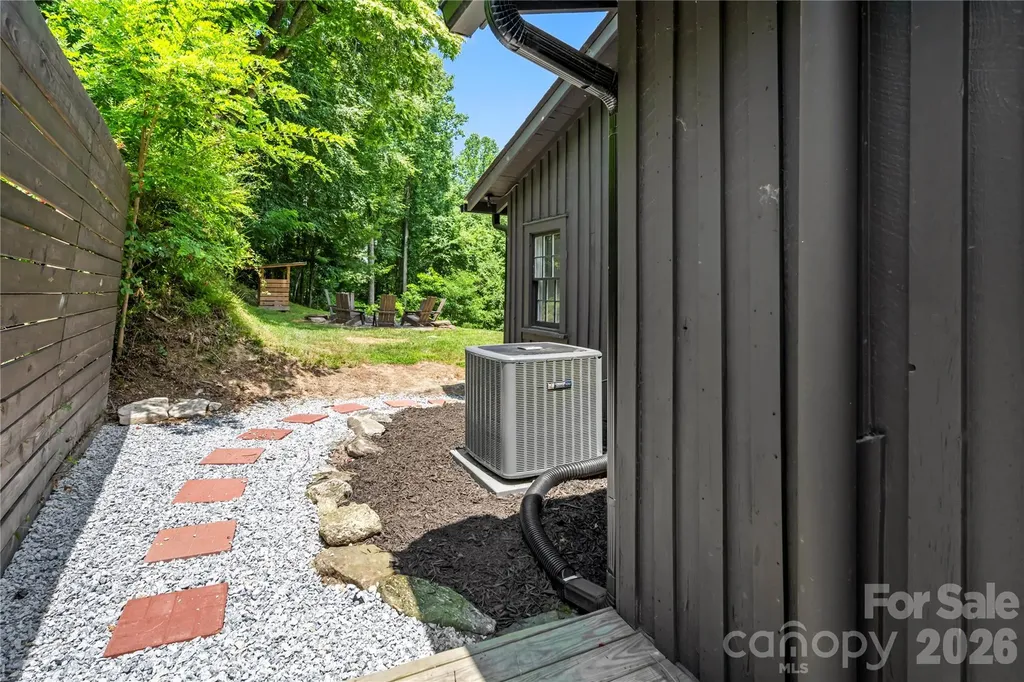 150 Indian Cave Park Road Hendersonville NC 28739
