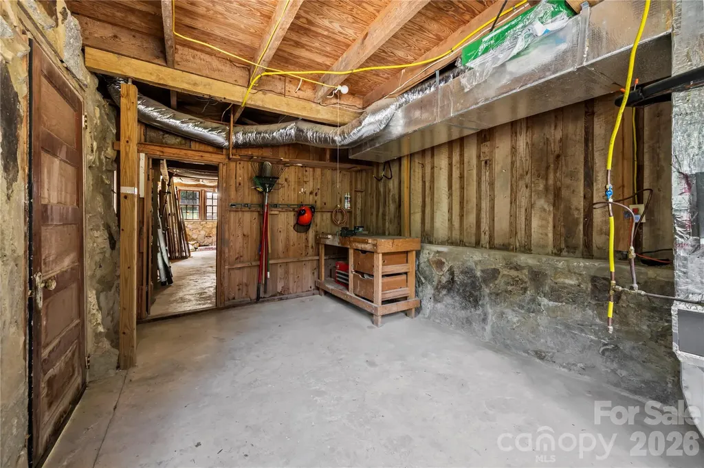 150 Indian Cave Park Road Hendersonville NC 28739