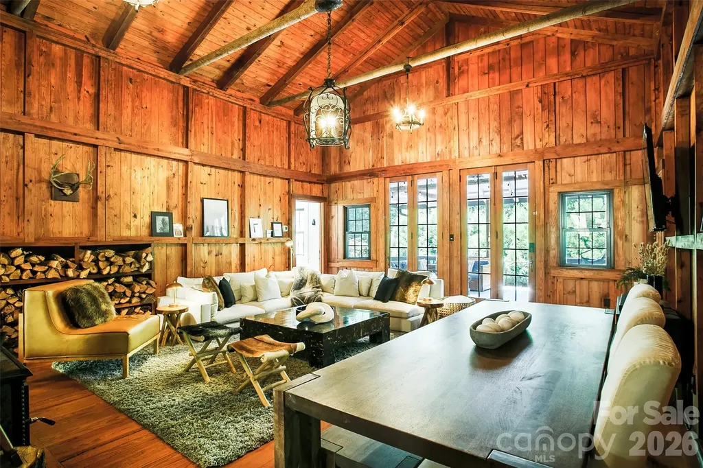150 Indian Cave Park Road Hendersonville NC 28739