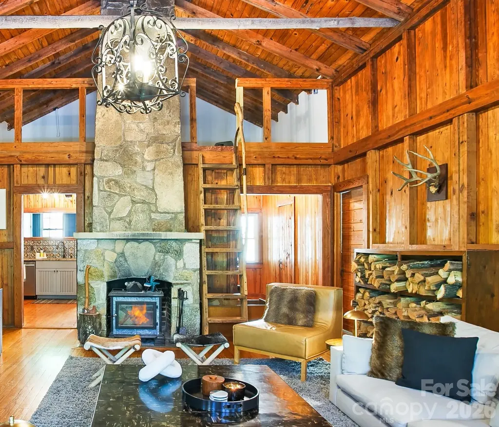 150 Indian Cave Park Road Hendersonville NC 28739