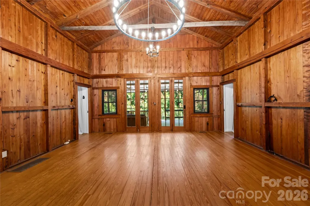 150 Indian Cave Park Road Hendersonville NC 28739