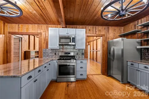 150 Indian Cave Park Road Hendersonville NC 28739