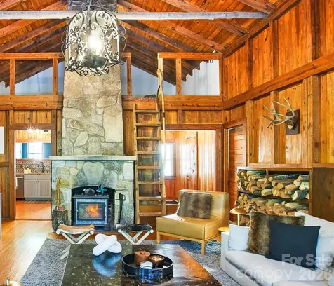 150 Indian Cave Park Road Hendersonville NC 28739