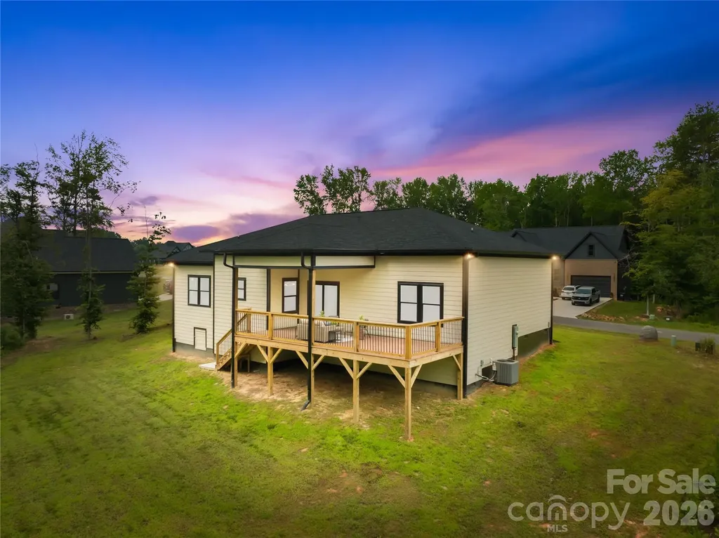 2004 Plain Field Drive Bessemer City NC 28016