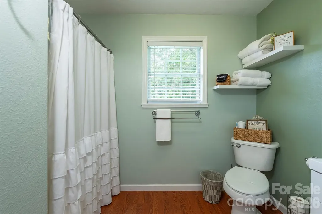 223 Davidson Road Swannanoa NC 28778