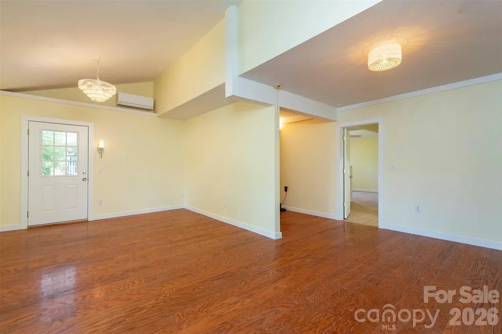 223 Davidson Road Swannanoa NC 28778