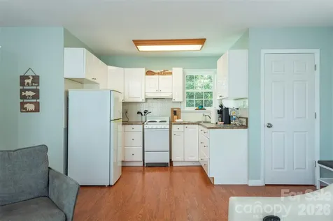 223 Davidson Road Swannanoa NC 28778